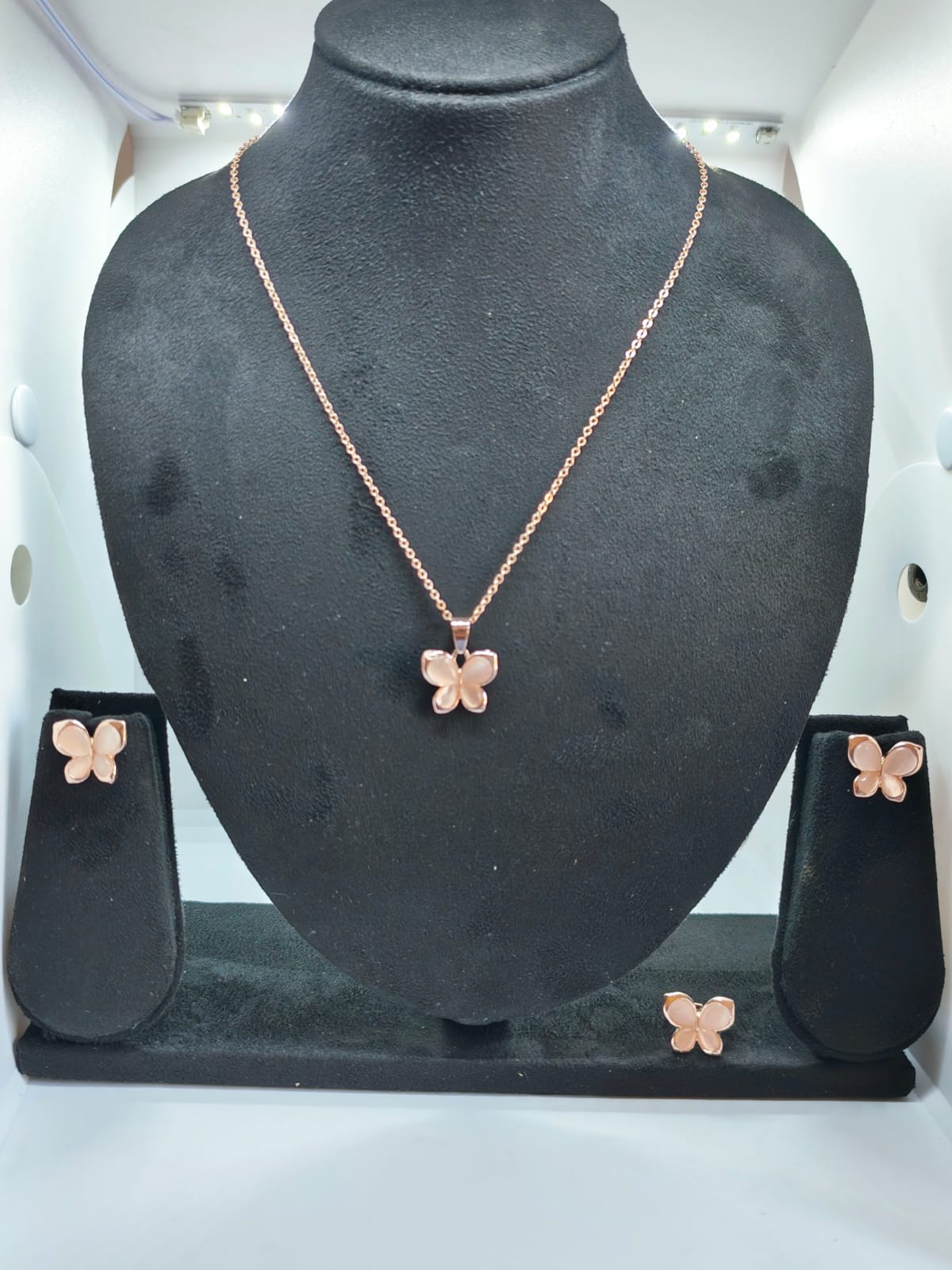 Cubic Zirconia  Rose Gold-plated necklace set