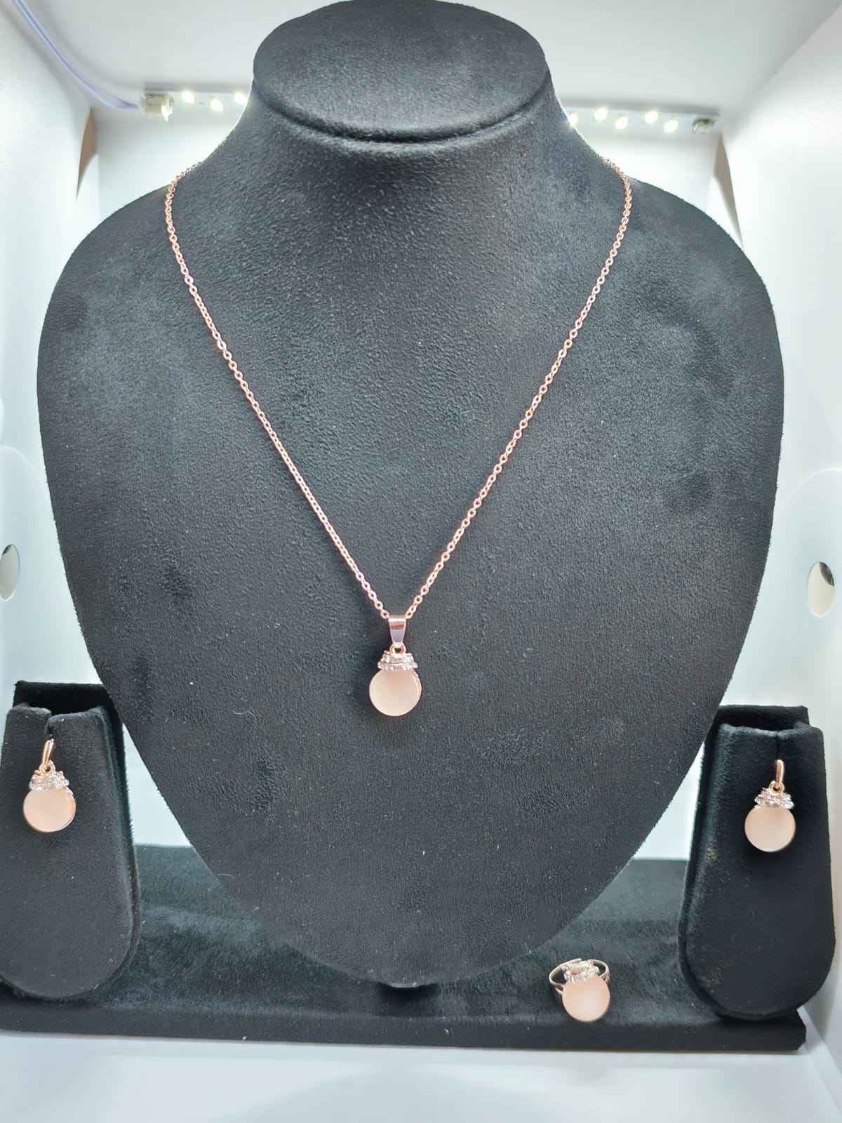 Cubic Zirconia  Rose Gold-plated necklace set